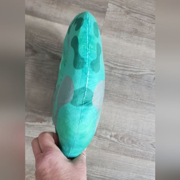 set of 3 Scootz green camouflage neck pillow for travel - Picture 2 of 5